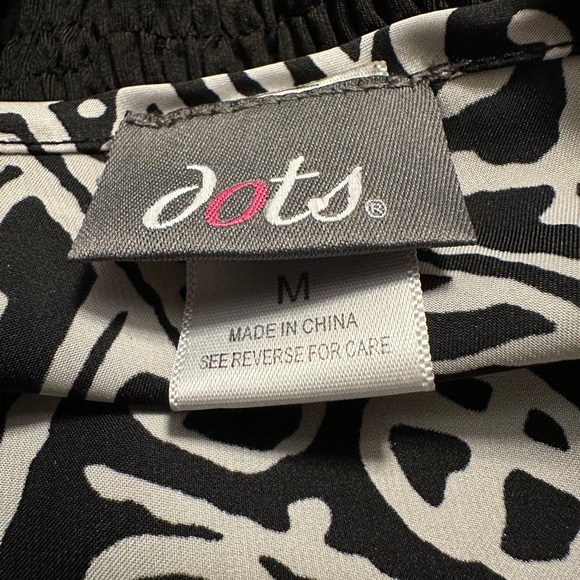 Dots top - Picture 9 of 9